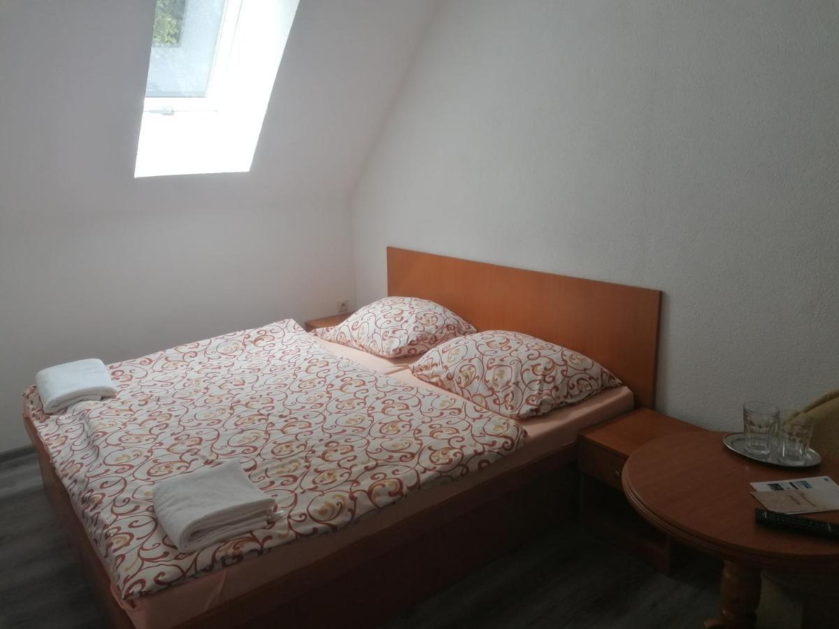 Penzión** Amálka Hriňová Exterior foto