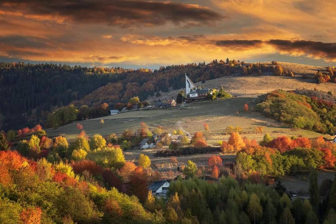 Penzión** Amálka Hriňová Exterior foto