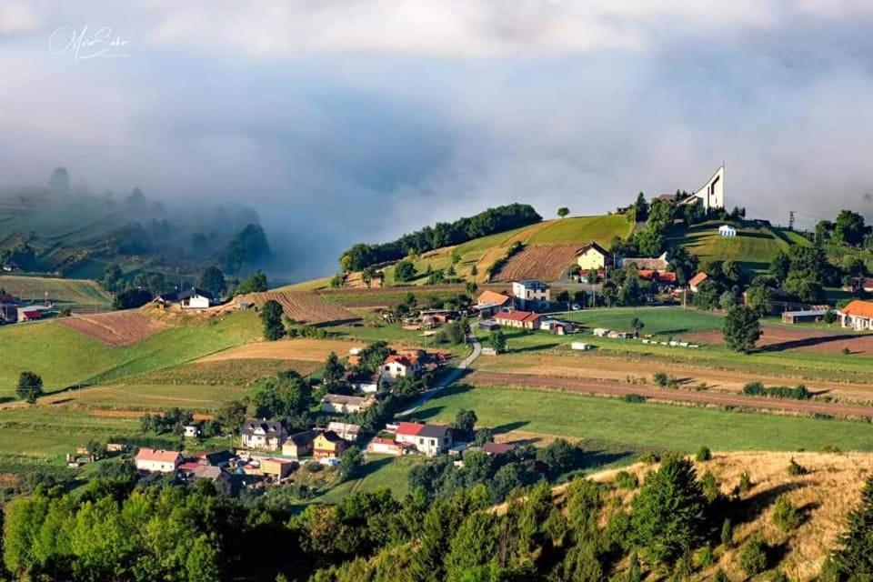 Penzión** Amálka Hriňová Exterior foto